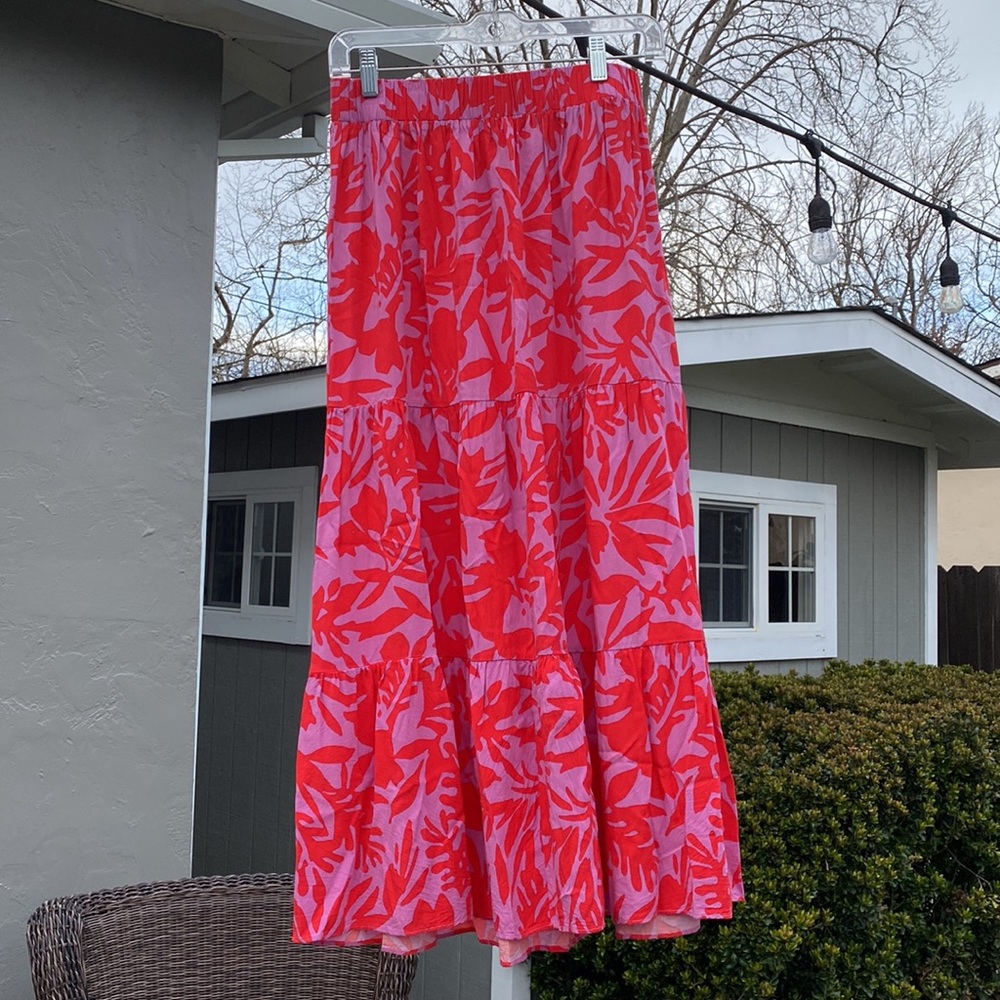 Loft stretchy tropical skirt